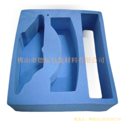 海綿內托對各行各業(yè)產(chǎn)品起到絕緣、密封、防震、防塵、填充、隔音、固定，能夠保護包裝產(chǎn)品在運輸過程中安然無恙，起到保護產(chǎn)品的一個作用，同時可以美化產(chǎn)品，提升產(chǎn)品檔次。